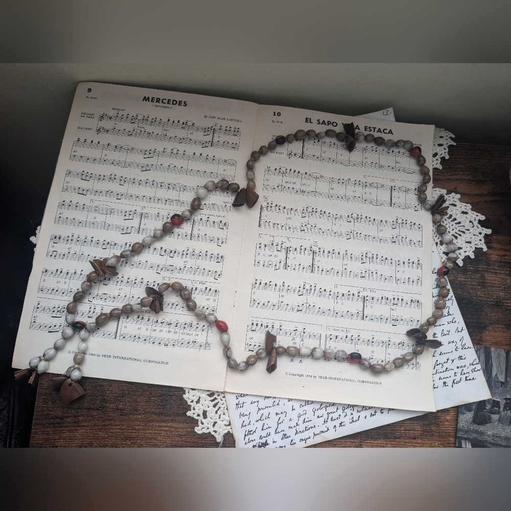 Elegant Seed Beaded Necklace with Brown and Red Accents